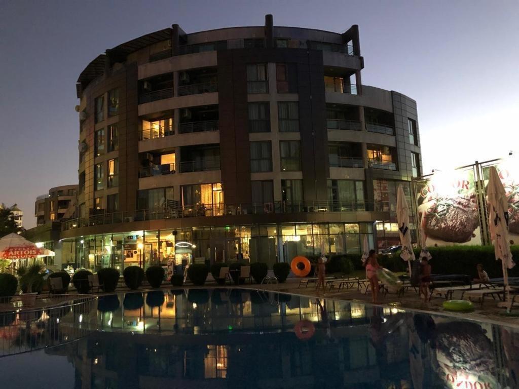 Apartment Sunny Beach Plaza 100 M Sea Eksteriør bilde