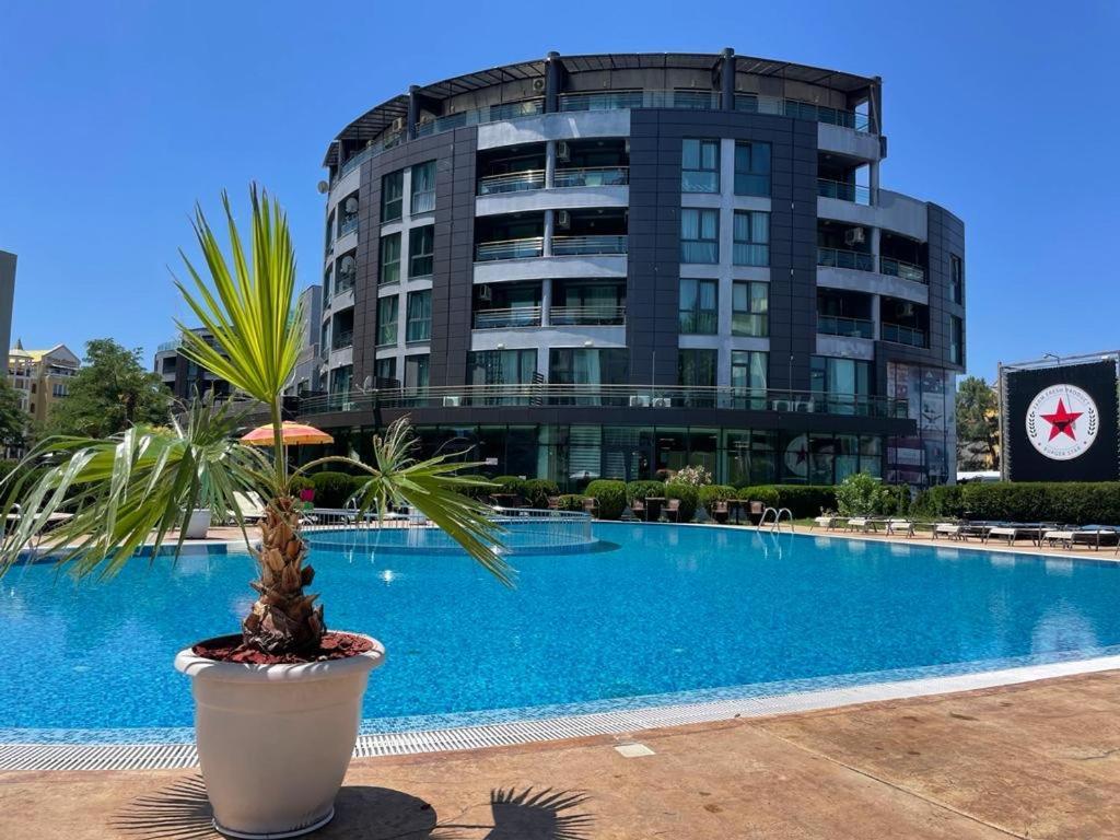 Apartment Sunny Beach Plaza 100 M Sea Eksteriør bilde